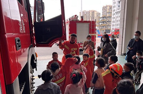 銅仁碧江：網上預約消防體驗館 爭當小小消防員